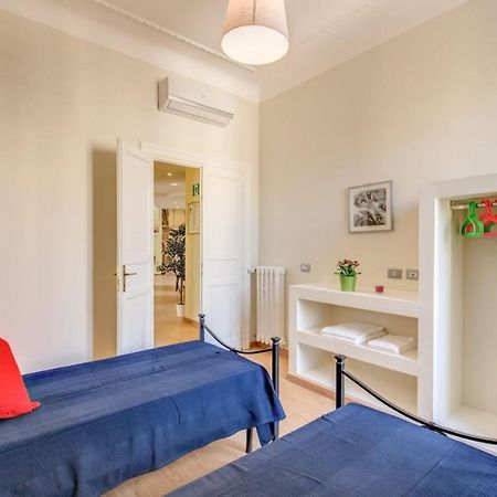 Lovely 4-Bedroom Apartment 30M Sangiovanni Metro Rom Exterior foto