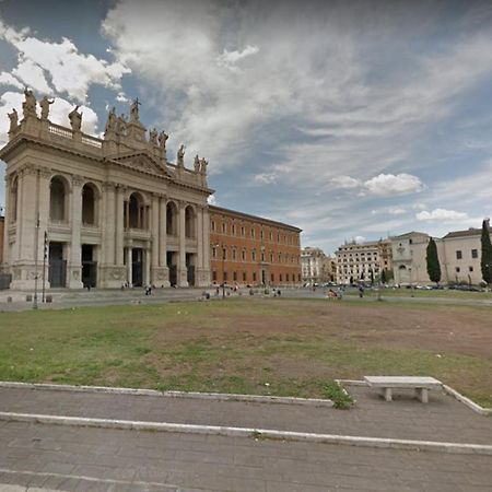 Lovely 4-Bedroom Apartment 30M Sangiovanni Metro Rom Exterior foto