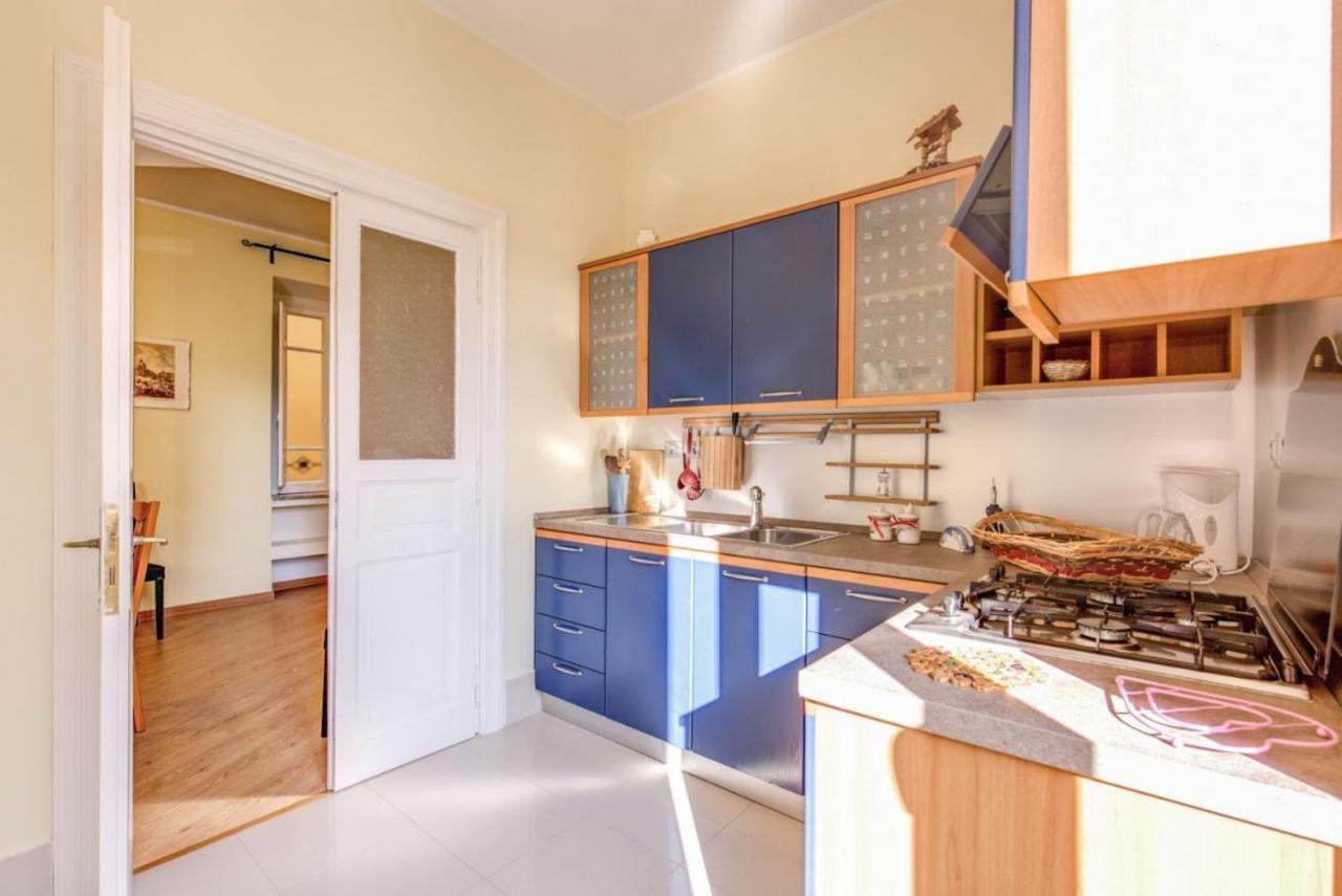 Lovely 4-Bedroom Apartment 30M Sangiovanni Metro Rom Exterior foto