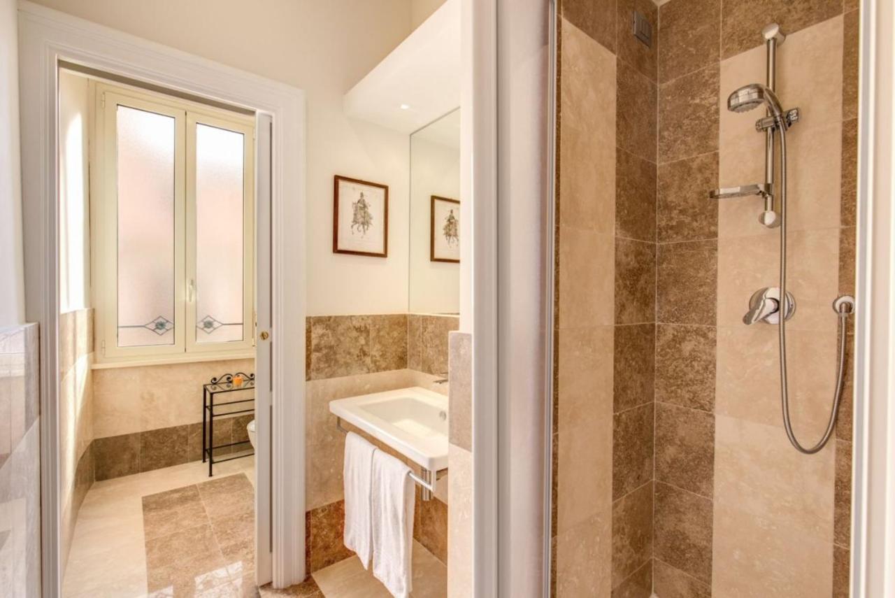 Lovely 4-Bedroom Apartment 30M Sangiovanni Metro Rom Exterior foto