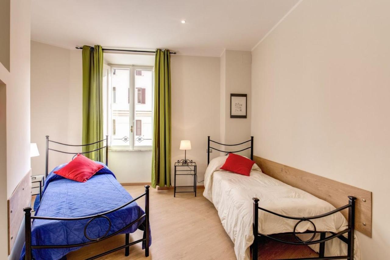 Lovely 4-Bedroom Apartment 30M Sangiovanni Metro Rom Exterior foto