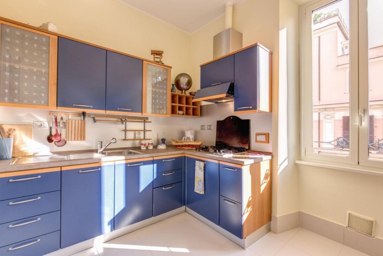 Lovely 4-Bedroom Apartment 30M Sangiovanni Metro Rom Exterior foto