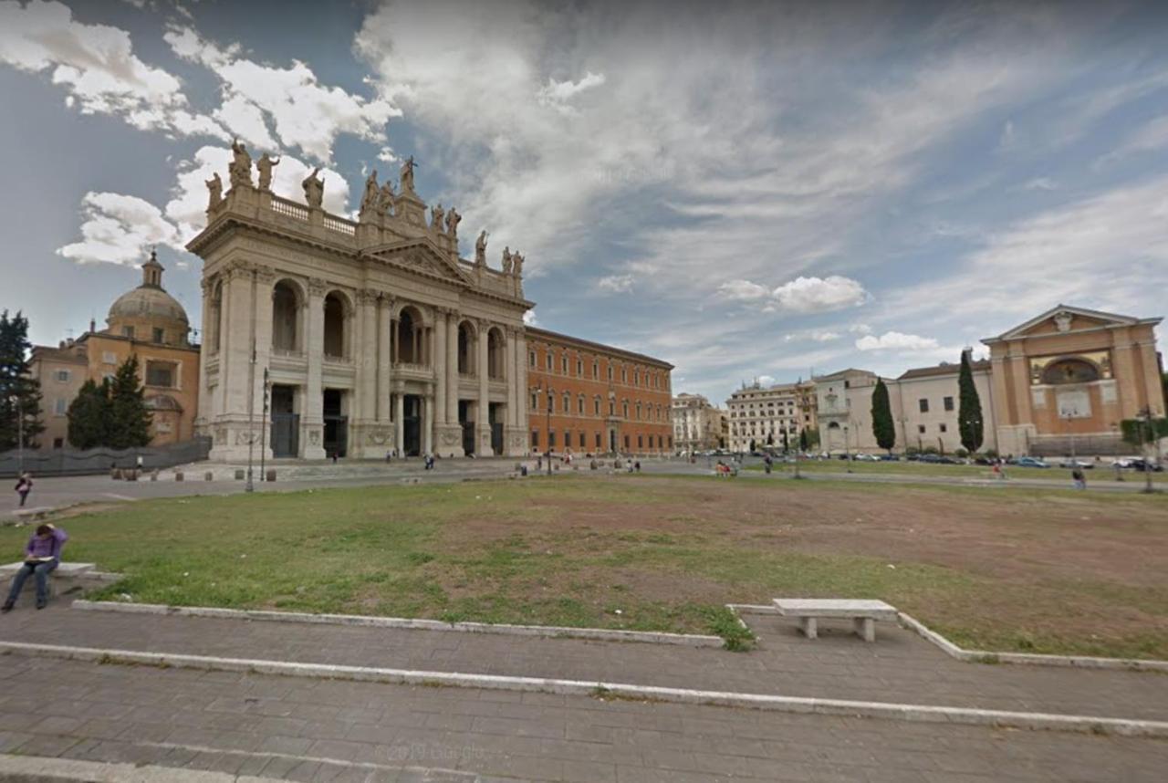 Lovely 4-Bedroom Apartment 30M Sangiovanni Metro Rom Exterior foto