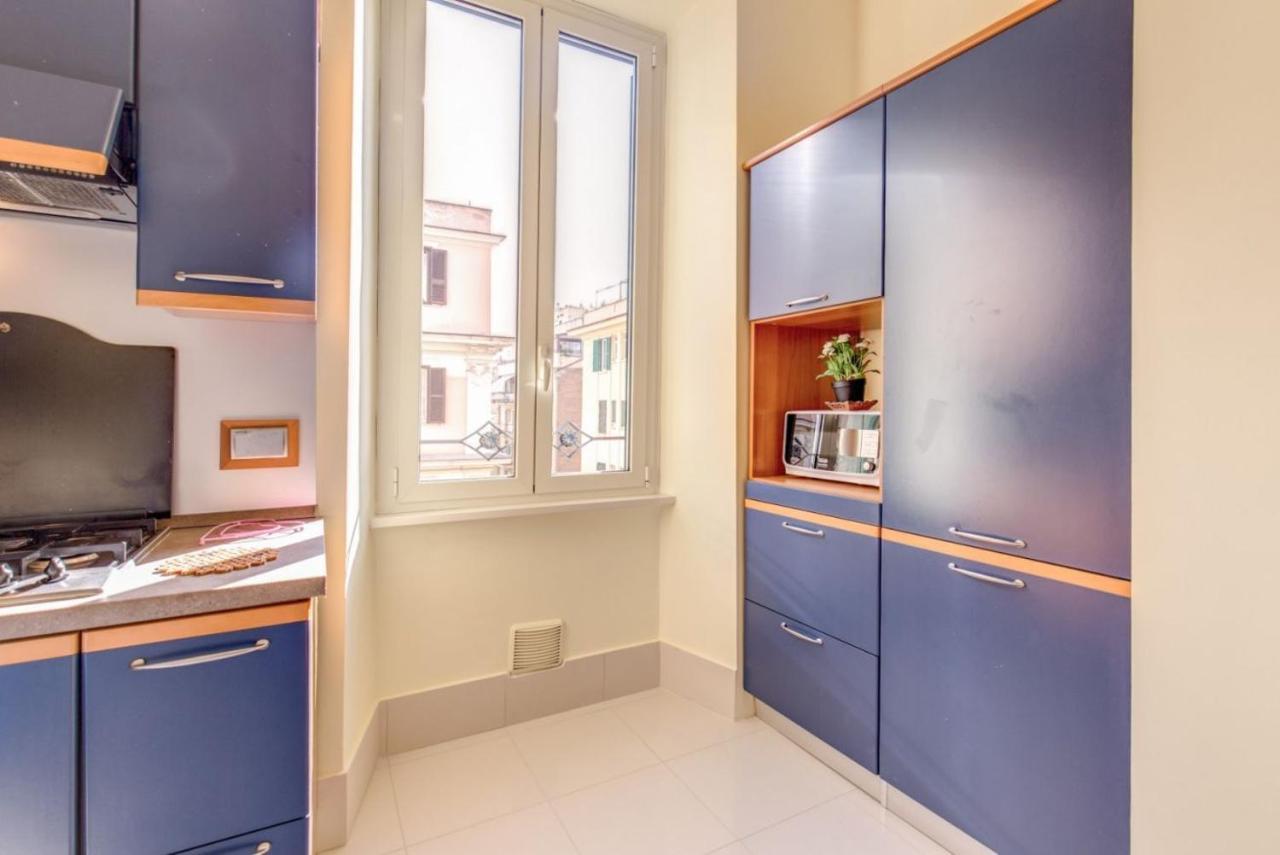 Lovely 4-Bedroom Apartment 30M Sangiovanni Metro Rom Exterior foto