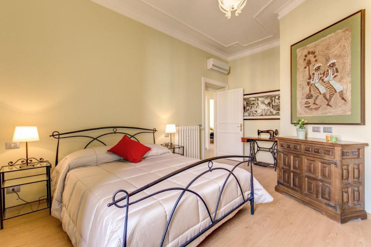 Lovely 4-Bedroom Apartment 30M Sangiovanni Metro Rom Exterior foto
