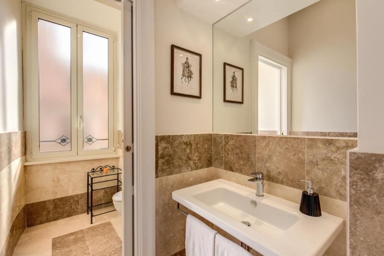 Lovely 4-Bedroom Apartment 30M Sangiovanni Metro Rom Exterior foto